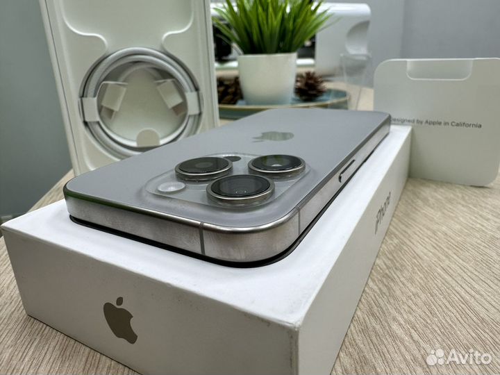 iPhone 15 Pro, 128 ГБ