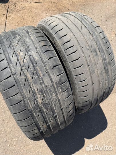 Nokian Tyres Hakka Black 245/35 R19 93Y