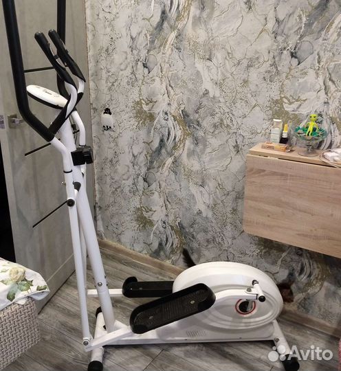 Эллиптический тренажер DFC