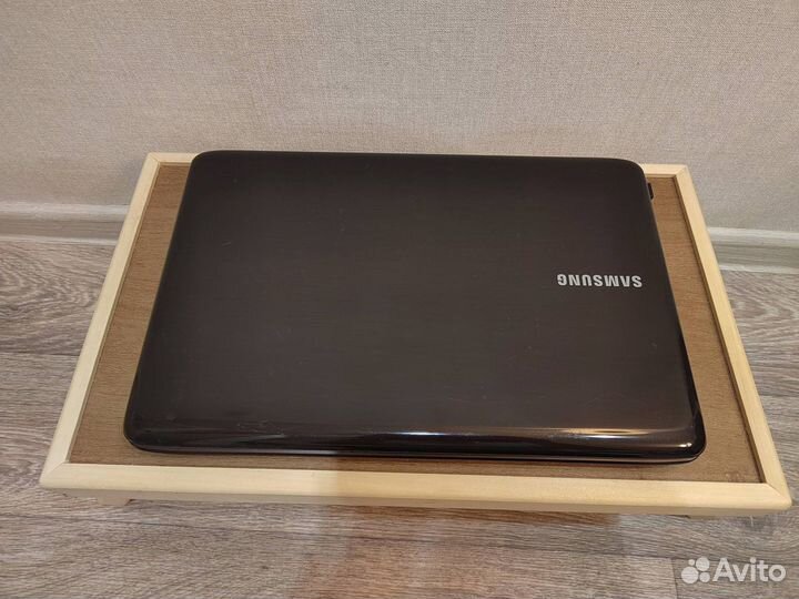 Ноутбук Samsung NP-R540, 15.6