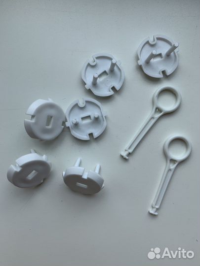 Защита/заглушка розеток от детей