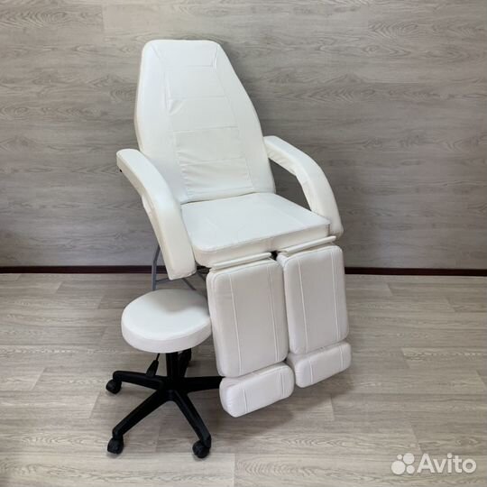 Педикюрное кресло