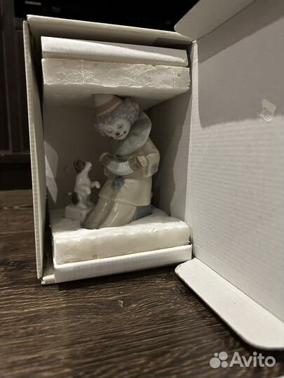 Статуэтка клоун