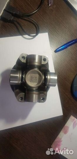 Продам крестовину переднего карданного вала на Exp