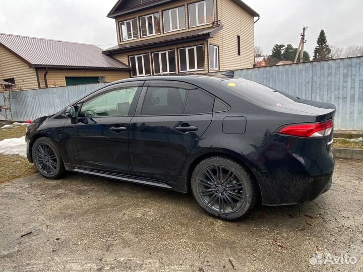 Toyota Corolla 1.8 CVT, 2021, 30 000 км