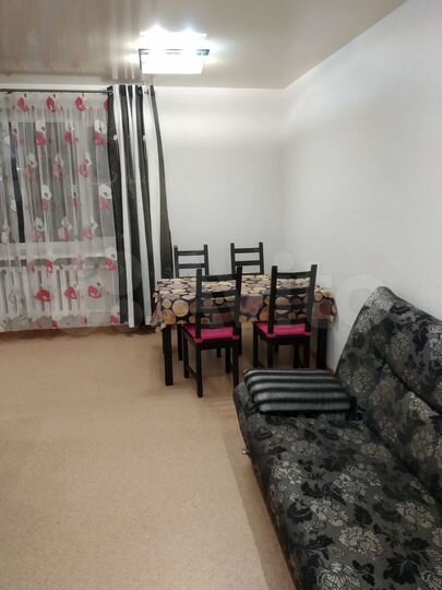 3-к. квартира, 90 м², 1/3 эт.