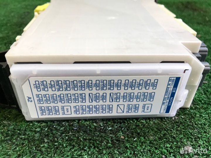 Блок предохранителей Toyota Crown AWS210 2arfse