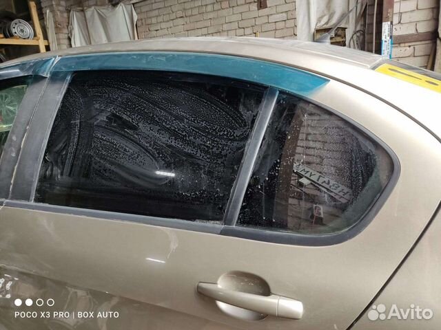 Стекло задней левой двери Пежо 408