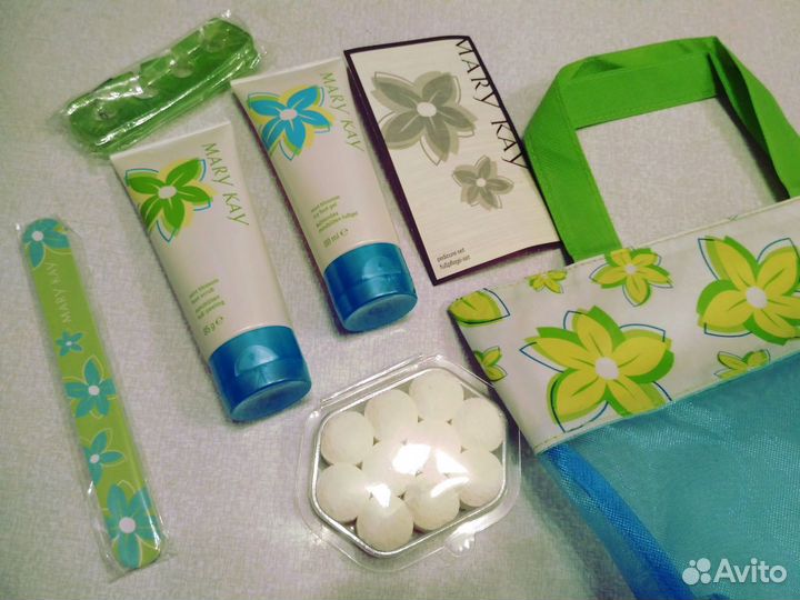 Система по уходу за кожей и педикюрный набор