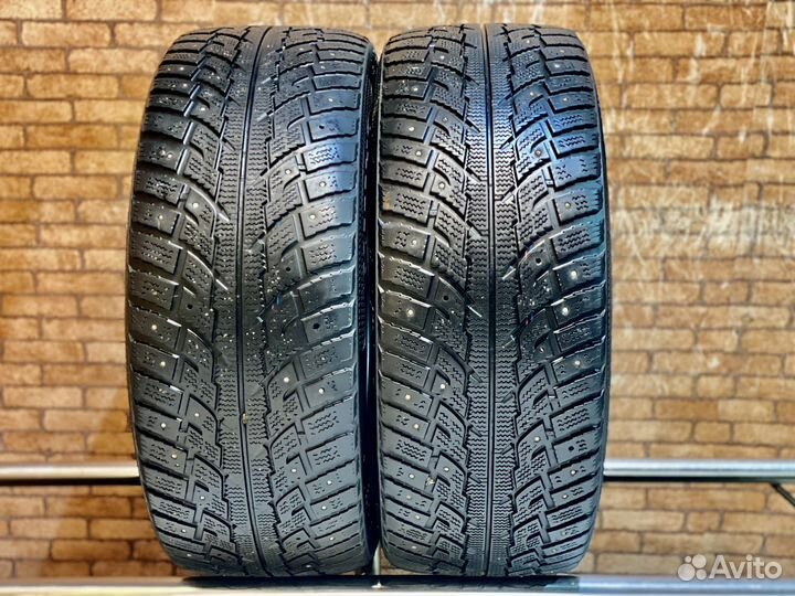 Kumho I'Zen RV Stud KC16 235/55 R17
