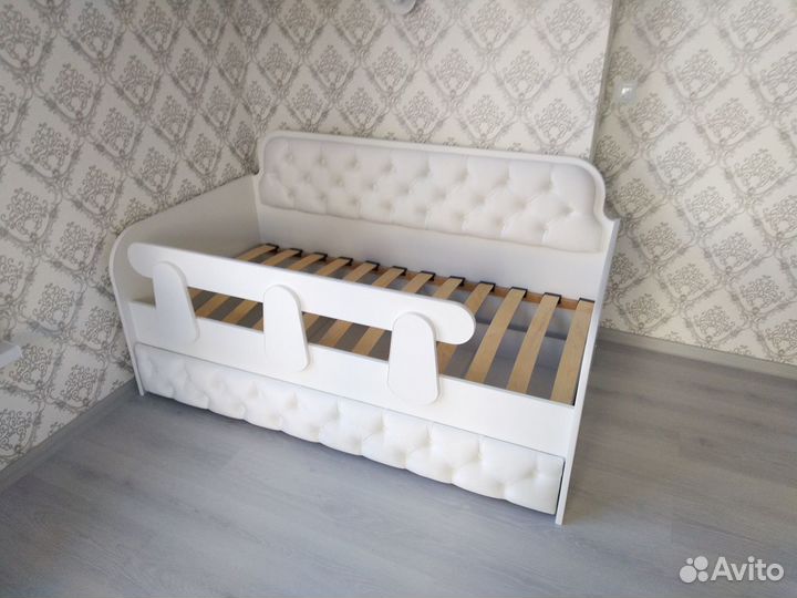 Тахта детская
