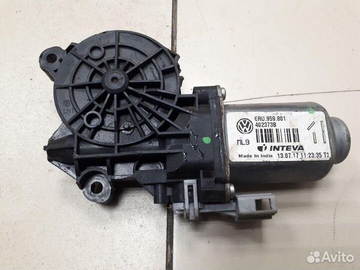 Моторчик стеклоподъемника Volkswagen Polo