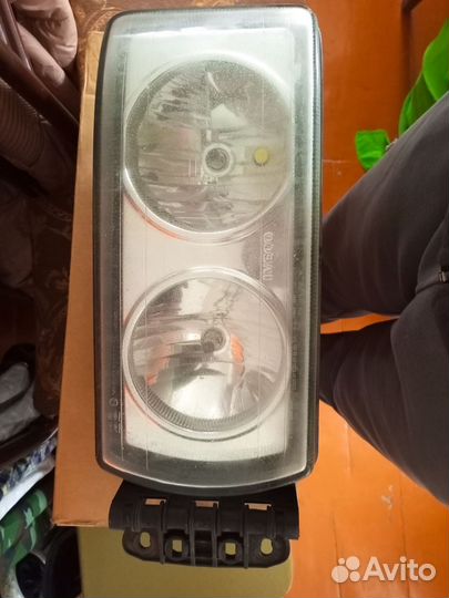 Фара левая iveco stralis