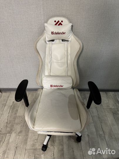 Компьютерное кресло игровое