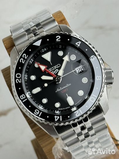 Новые Seiko 5 Sports SSK001J1 Made in Japan