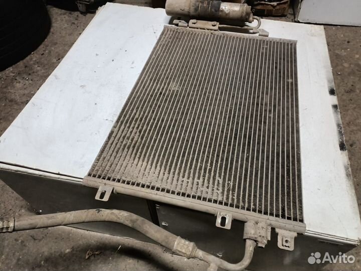 Радиатор кондиционера на renault logan 1