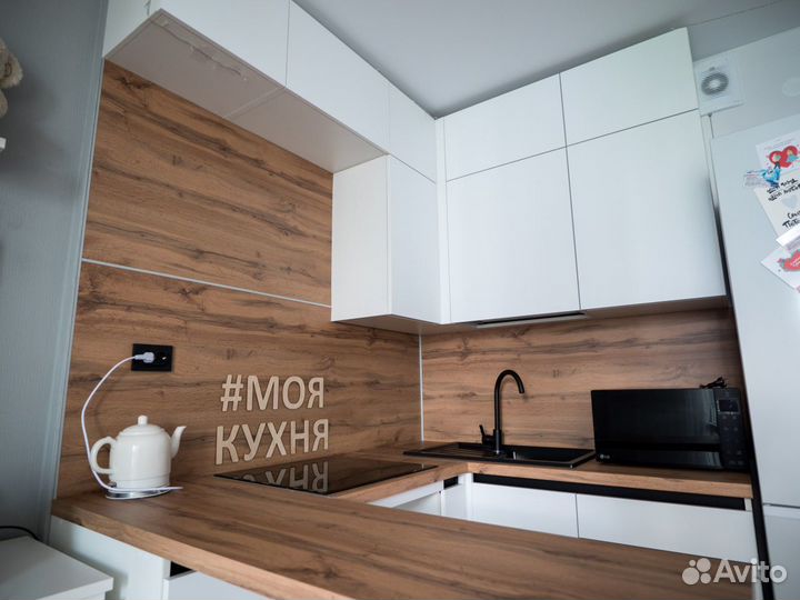 Кухонный гарнитур с барной стойкой