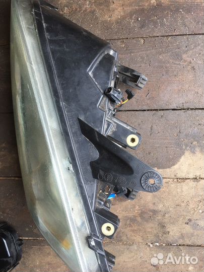 Фары на ford focus 2