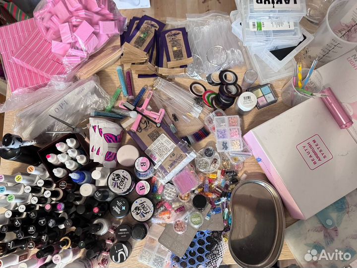 Продам все для маникюра