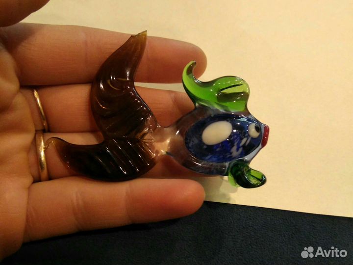 Рыбка из стекла