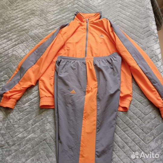 Спортивный костюм adidas