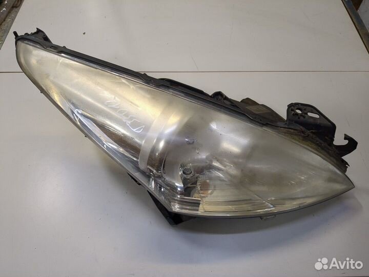 Фара (передняя) Peugeot 5008, 2010