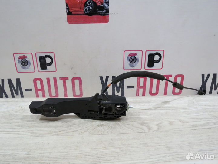 Кронштейн ручки передний левый LADA Xray