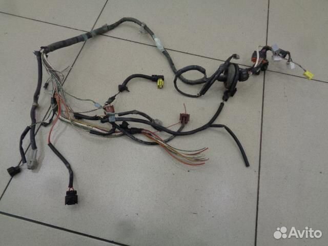 Проводка подкапотная (жгут) Toyota Chaser 6 1996