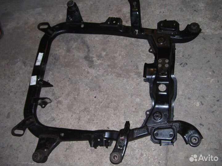 Опель астра H подрамник балка подмоторная
