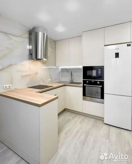 Кухня на заказ с мойкой