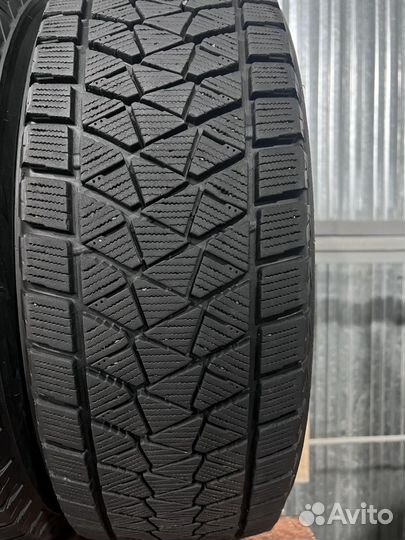 Bridgestone Blizzak DM-V2 225/65 R17 102Q