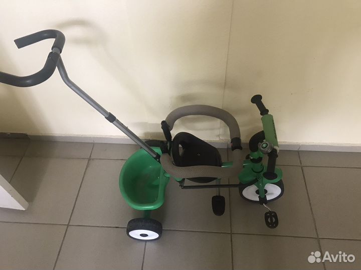 Детский велосипед трехколесный с ручкой