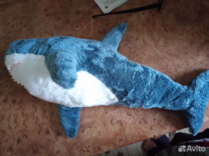 Плюшевая акула