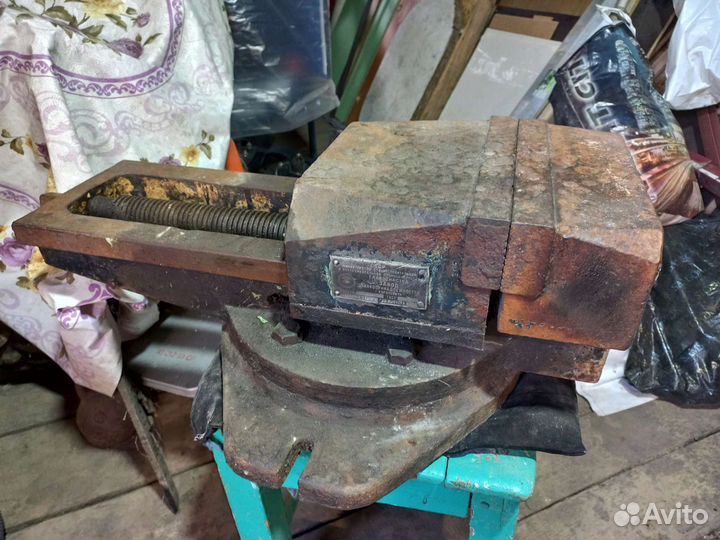 Тиски станочные СССР 250 мм