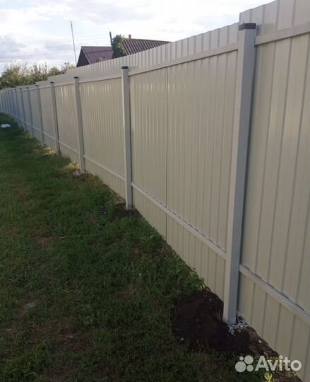 Бюджетный забор с распашными воротами 4 м под ключ