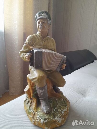 Статуэтка гипсовая СССР