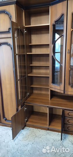 Мебель Шкаф сервант