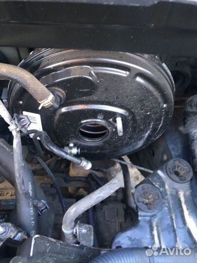 Вакуумный усилитель тормозов Nissan Juke