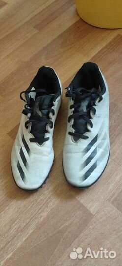 Бутсы сороконожки adidas