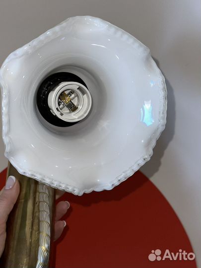 Бра настенное белый плафон