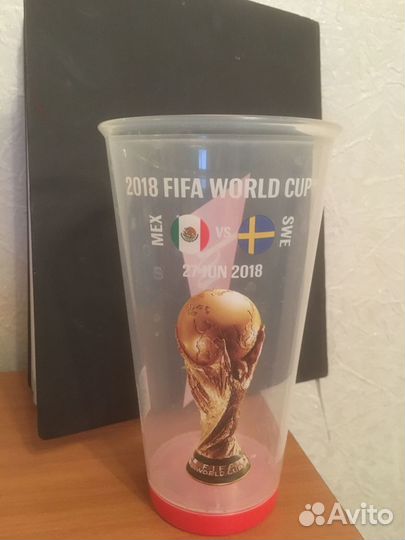 Стакан с матча чм-2018 Мексика-Швеция