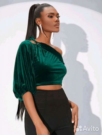 Топ укороченный из бархата