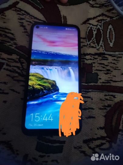 Телефон Huawei p40 lite E