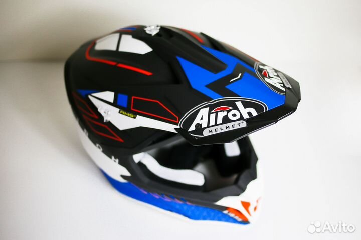 Мотошлем Airoh Stryker skin blue matt