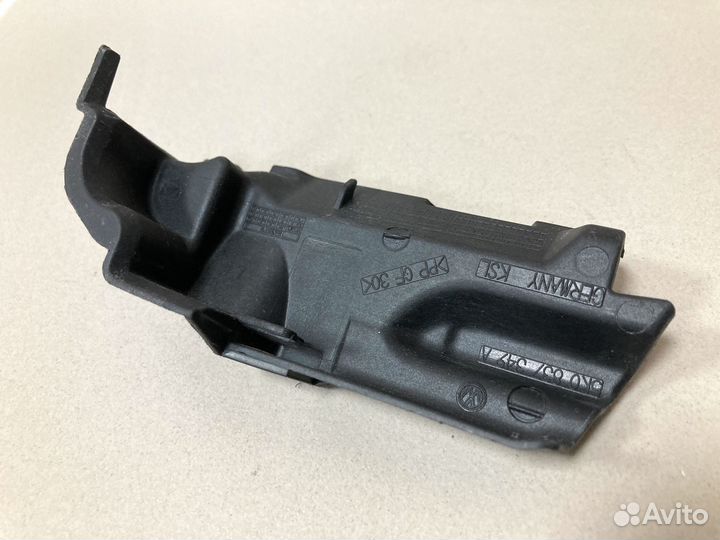 Накладка левого замка двери VAG 5K0837349A