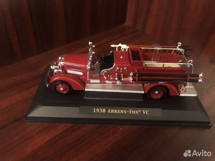 Модель машины 1/43 Anrens-Fox