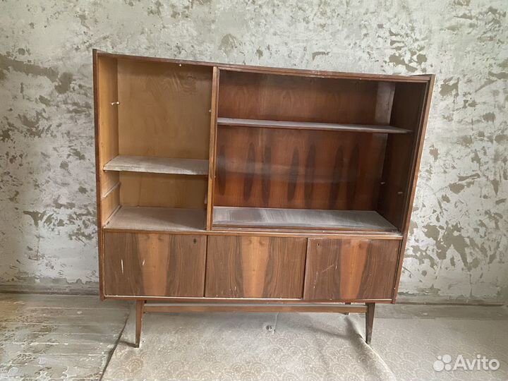 Раритетный шкаф