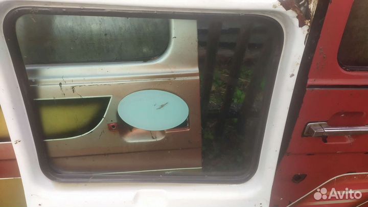 Двери задние chevrolet chevy van g20