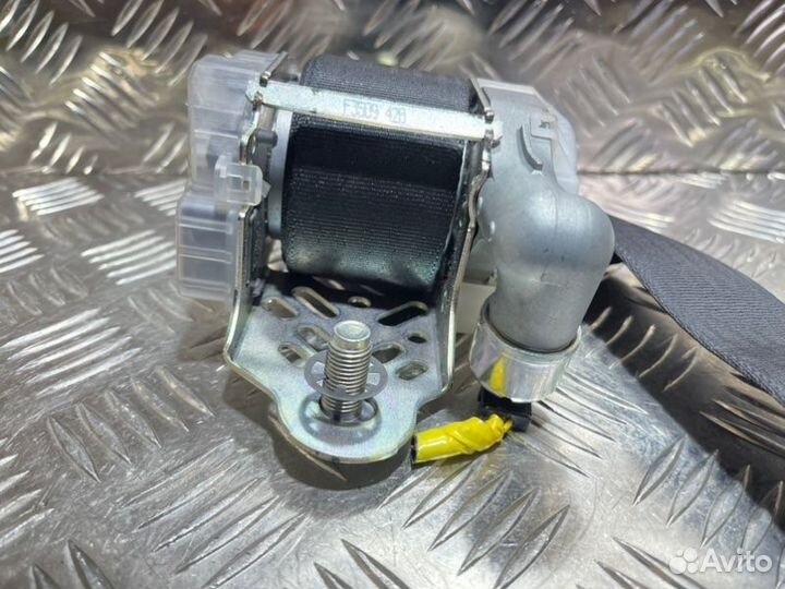 Ремень безопасности передний левый Subaru Forester