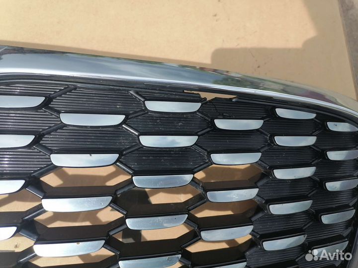 Решетка радиатора Kia Sorento 3 Prime